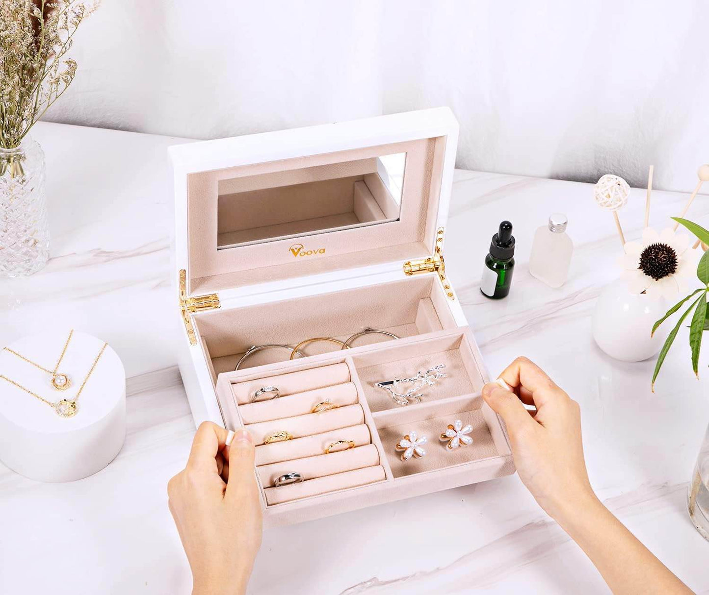 Wooden Jewelry Box Organizer for Women Teen Girls, Luxury Piano Paint Wood Jewelry Case with Mirror, Large Jewellery Storage Boxes Display Holder with Removable Tray for Earrings Rings, White